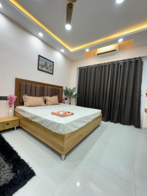 Vaani Luxury Studios